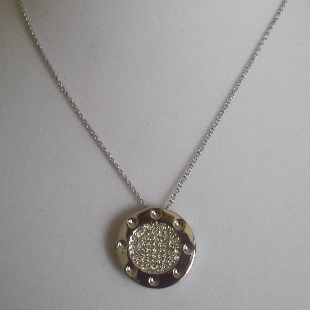 Silver nacklace,Round Pendant,Pave crystal